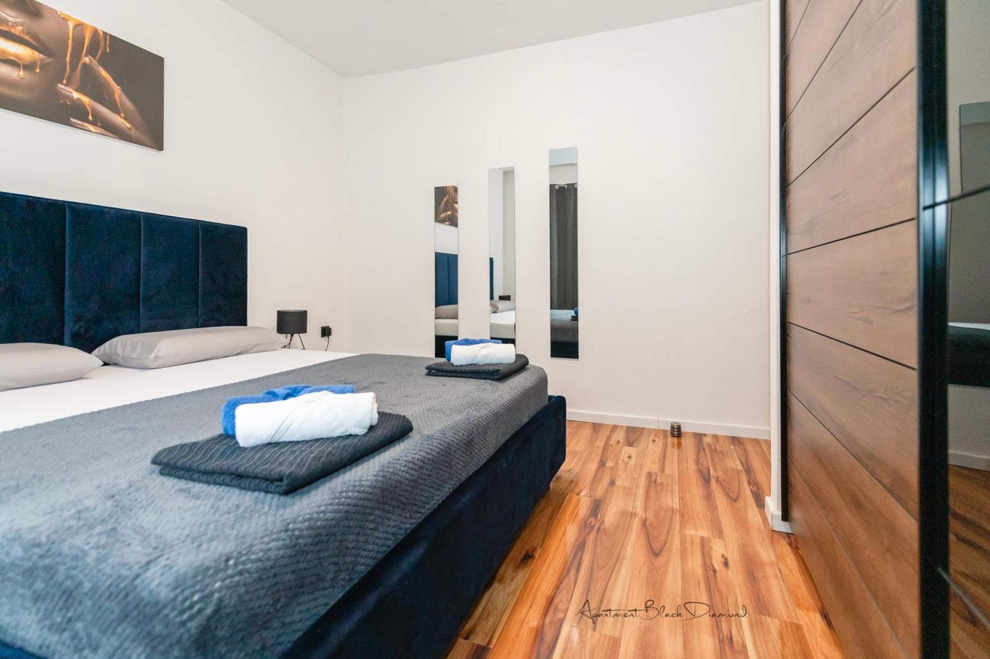 Apartment Black Diamond Razanac Exterior photo